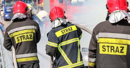 Warszawa. Wypadek na Trasie Łazienkowskiej. Groźne zderzenie trzech pojazdów