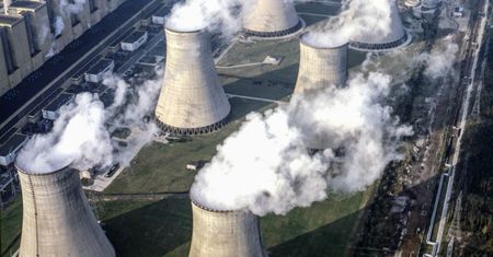 Przełomowa decyzja sądu. PGE i ekolodzy mają usiąść do stołu
