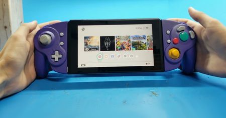 Joy-Cony Nintendo Switch przerobione na styl GameCube. To domowy projekt