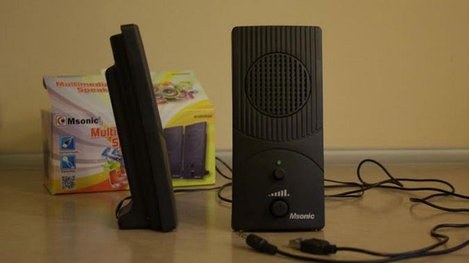 Testujemy jedne z najtańszych głośników dostępnych na rynku. Gratka dla hipsterów i fanów starego brzmienia! 1