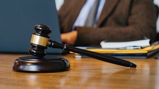 Noc Otwartych Sądów w Krośnie Odrzańskim. Mieszkańcy zajrzeli za kulisy wymiaru sprawiedliwości