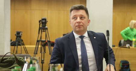 Awantura w PiS. Dworczyk bez sentymentów odpowiada Jakiemu