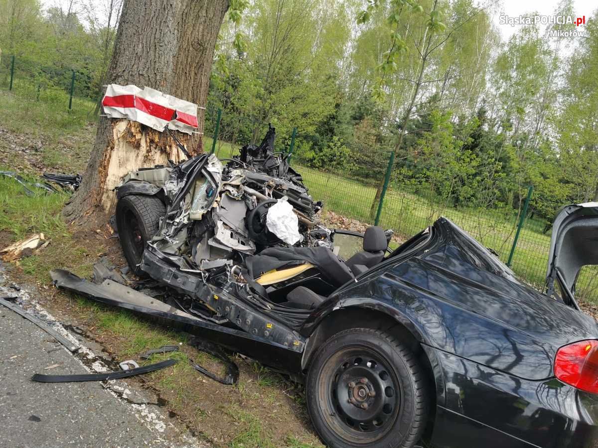 Tragedia na Śląsku. Młody kierowca BMW zginął na miejscu