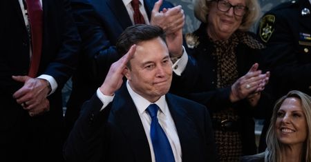 Nie zamierzają się tłumaczyć. Włosi sprzeciwiają się żądaniom Muska