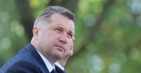 Rzutem na taśmę? Program Czarnka ma kosztować budżet 400 mln zł