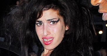 Amy Winehouse poleci na Grammy?!