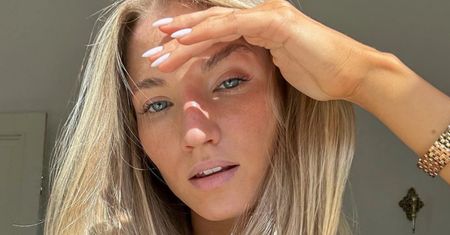Agata Sieramska prezentuje sześciopak w KORONKOWEJ bieliźnie. Internauci pieją z zachwytu "BOGINI" (FOTO)
