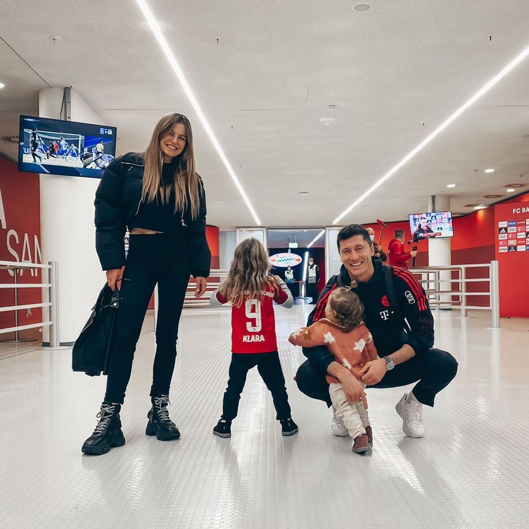 Anna Lewandowska z rodziną