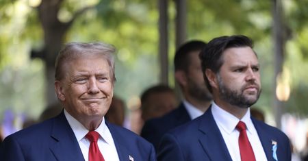 Włamanie na telefony Trumpa i Vance'a. Stoją za tym chińscy hakerzy