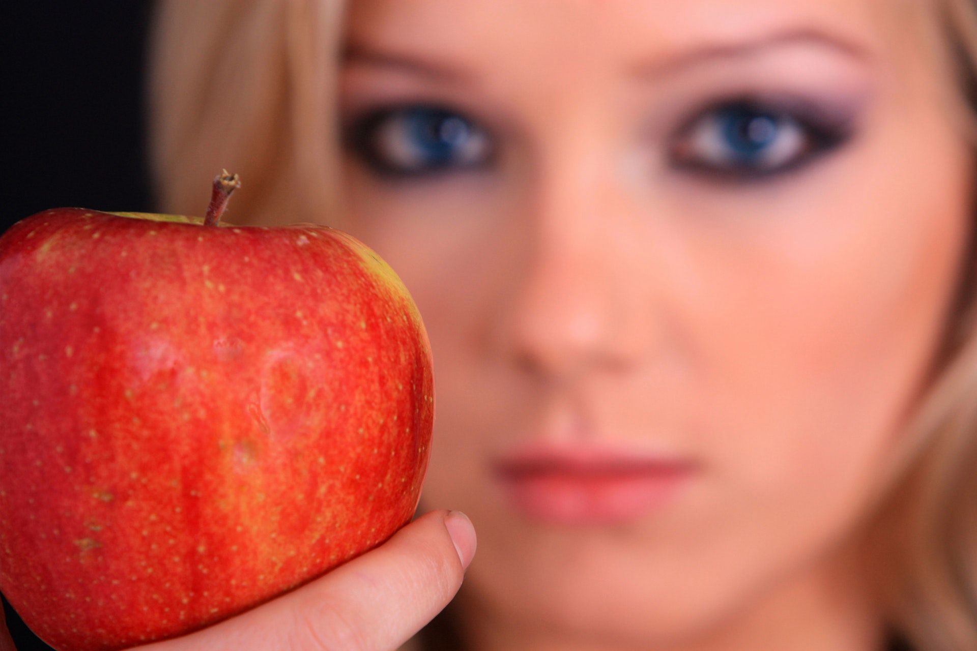5 rzeczy, które Apple krytykował, a później sam je zrobił 1