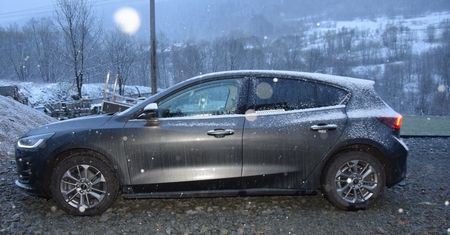 Pożyczył samochód wart ponad 100 tys. zł i... nie oddał