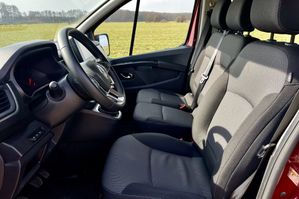 Renault Trafic Combi