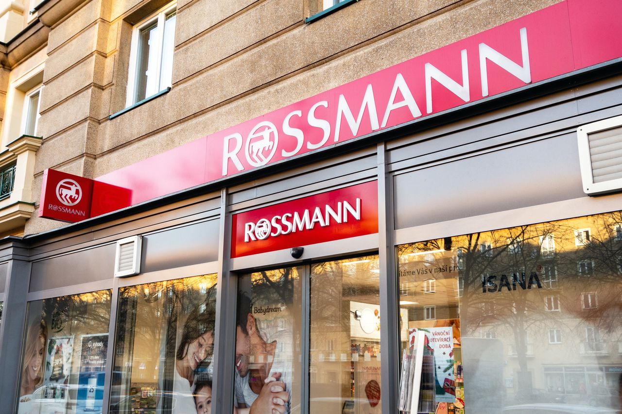 Tylko do środy w Rossmannie. Żel do prania Persil za 32,99 zł