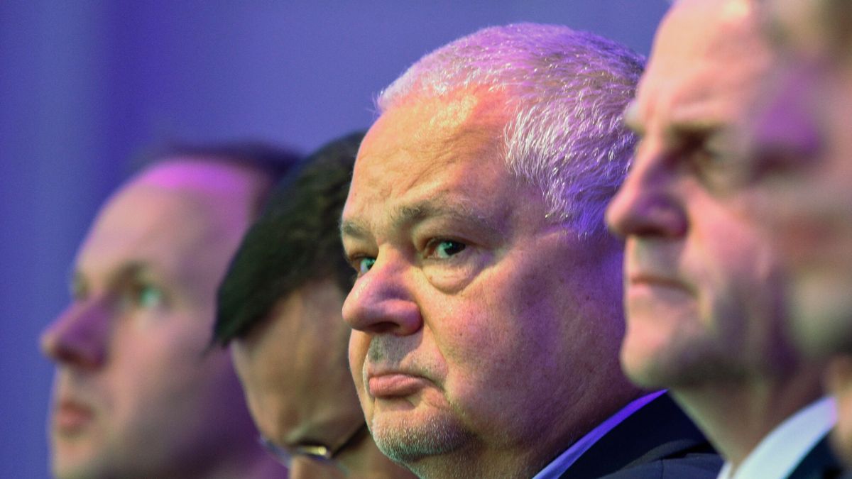 Reporter baza 2020-06-c
14.10.2016 Warszawa 6. konferencja z cyklu NBP Conference on the Future of the European Economy N/z przewodniczacy Komisji Nadzoru Finansowego Marek Chrzanowski, wicepremier, minister rozwoju i finansow Mateusz Morawiecki, prezes NBP prof. Adam Glapinski fot Jacek Dominski/REPORTER
Jacek Dominski/REPORTER