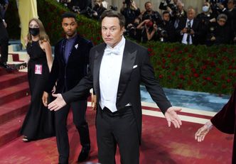 Elon Musk zbiedniał w tym tygodniu o 30 mld dolarów. Fatalna seria trwa