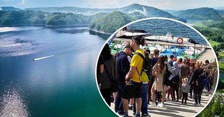Solina oblegana przez turystów. "W okolicach zapory jest jak na Krupówkach"