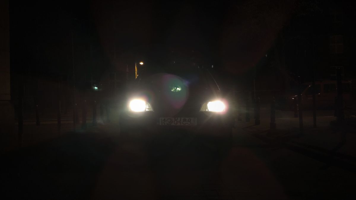 Dobór odpowiednich żarówek może znacznie poprawić widoczność w nocy