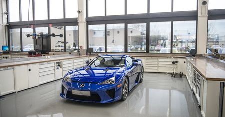 LFA Centre of Excellence – tam serwisuje się europejskie Lexusy LFA