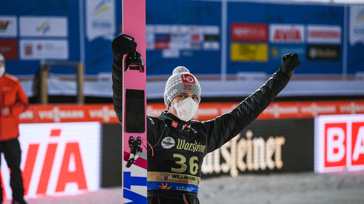 WILLINGEN, GERMANY - JANUARY 30:(BILD ZEITUNG OUT) Daniel Andre Tande of Norway at the medal ceremony during the Viessmann FIS Ski Jumping World Cup Willingen on January 30, 2021 in Willingen, Germany. (Photo by Kevin Voigt/DeFodi Images via Getty Images)