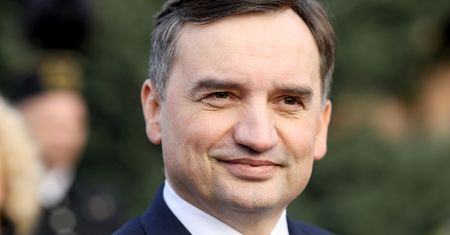 Ziobro "wbija szpilę" premierowi. "Ostrzegaliśmy"