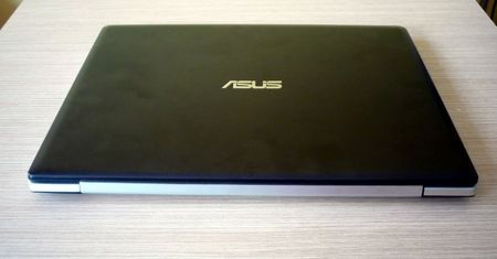 Asus VivoBook S400 – jest ultra, jest… dobrze? [test]