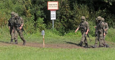 Operacja Śluza. Tak Łukaszenka ściąga migrantów na Białoruś i dalej