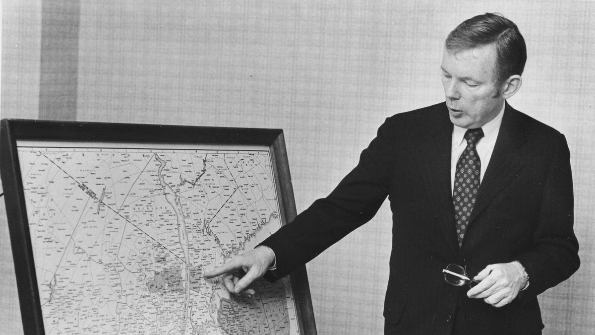 Charles Dolan prezentuje nową telewizję kablową w nowojorskim