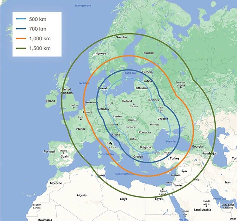 Zasięg poszczególnych typów uzbrojenia w dyspozycji Multi-Domain Task Force przy jego rozmieszczeniu w Europie środkowej.