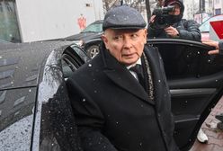 Kara dla Kaczyńskiego za wieniec i uderzenie aktywisty. Mamy sondaż