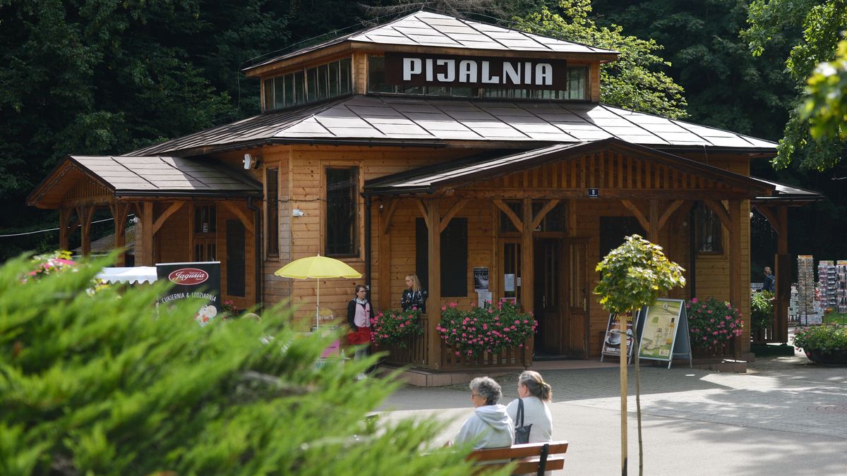 Health Resorts In The Era Of The Coronavirus Pandemic
Mineral water tap room in Rymanow-Zdroj.
In the era of coronavirus, many health resorts suffer from a lack of patients. 
An admission ticket for a stay in the senatorium is a negative COVID-19 test.
Despite many months of expectations, many patients resigned from the trip. 
The National Health Fund ensures the preparation of sanatoriums to provide services in the current epidemic situation in the sanitary regime.
On Sunday, September 20, 2020, in Rymanow-Zdroj, Krosno County, Subcarpathian Voivodeship, Poland. (Photo by Artur Widak/NurPhoto via Getty Images)
NurPhoto
clean air, editorial, fresh air, green, mesures, mineral water, ministry of health, resort, sanatorium, source, spa town, springs, aging, altitude, daily life, difficult time, earderly, east-european, health, hiking trails, iron, long-term illness, medical facility, mountains, pandemic, refreshing, regenerating, relaxing, reopened, requirment, restrictions