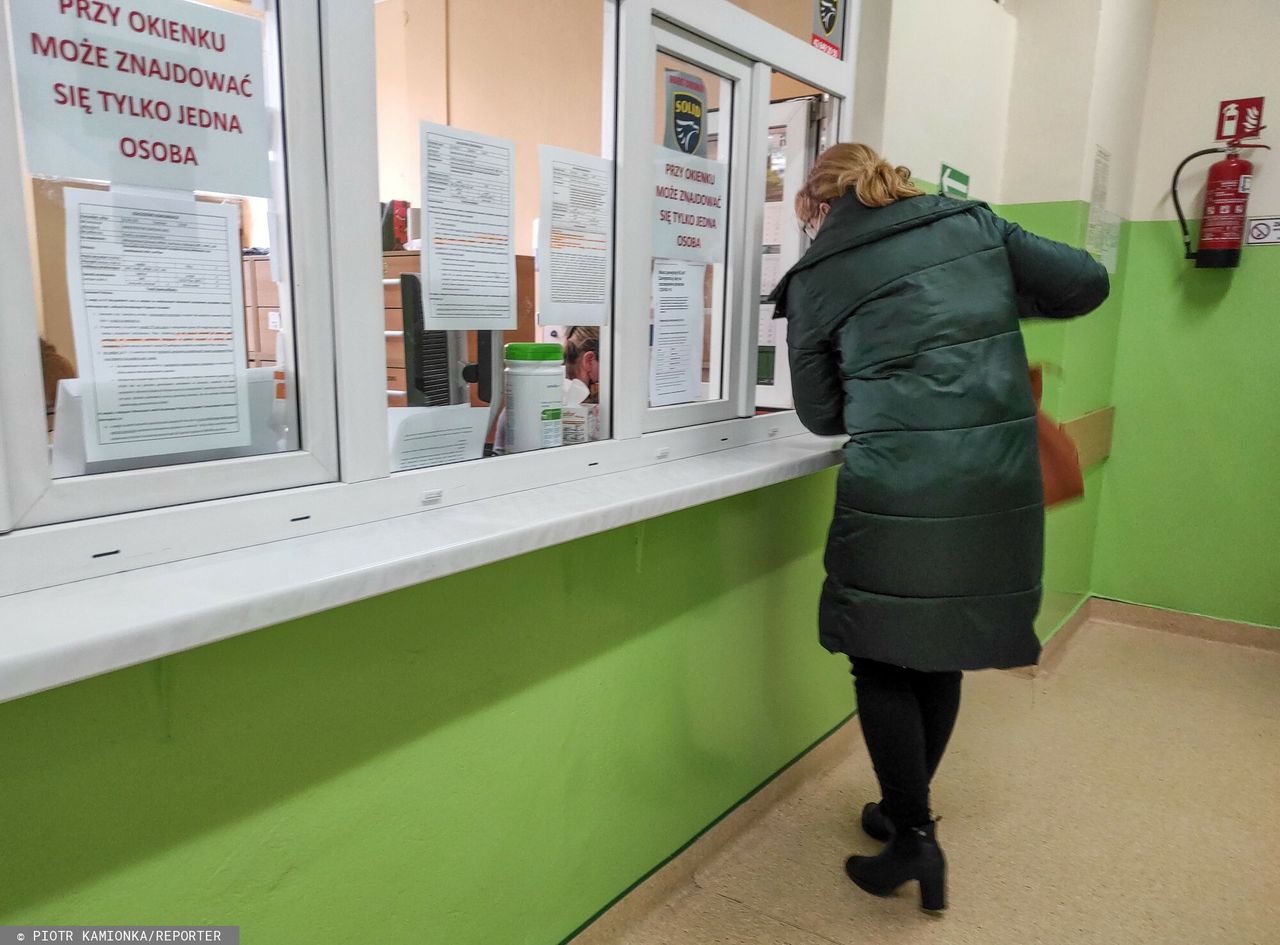 Miliony na skrócenie kolejek niewiele dały. "Teoria mija się praktyką"