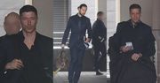 Wystrojeni reprezentanci Polski wylatują na mundial: Robert Lewandowski, Wojciech Szczęsny, Grzegorz Krychowiak z markową torbą... (ZDJĘCIA)