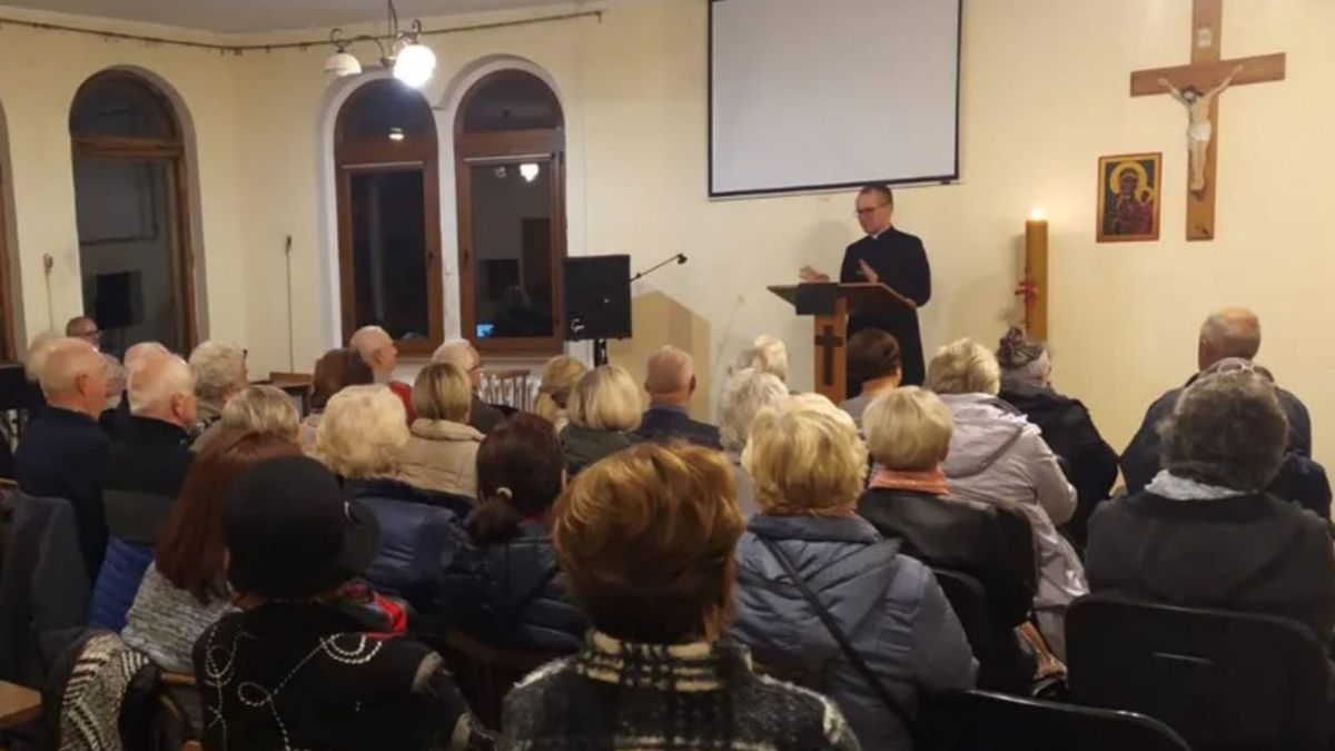 Czy 1 listopada można jeść mięso? Księża odpowiadają