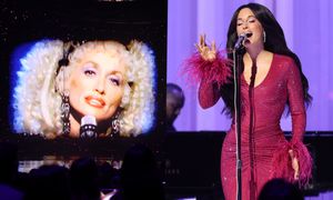 Łzy na MTV VMA. Kacey Musgraves pożegnała Dolly Parton