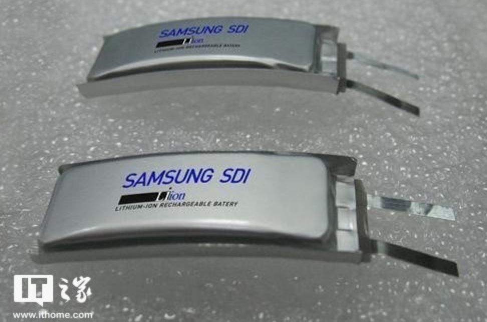 Nowe akumulatory Samsunga, źródło: androidheadlines.com
