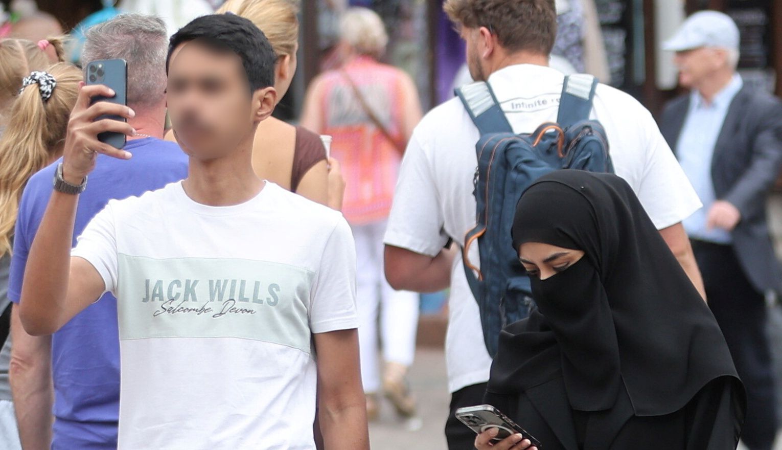 Arabscy turyści chętnie odwiedzają Zakopane.