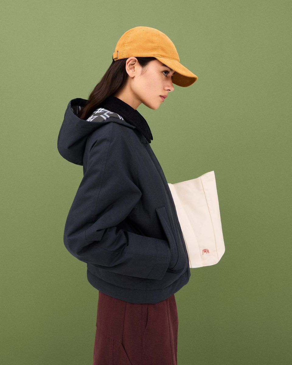 25617-BOLZONI-JWAxUNIQLO-FW25-09-0203_c-RGB-4x5