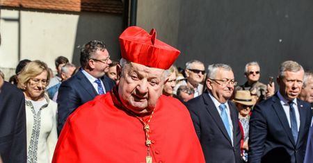 Polski Kościół ma twarz kardynała Dziwisza [OPINIA]