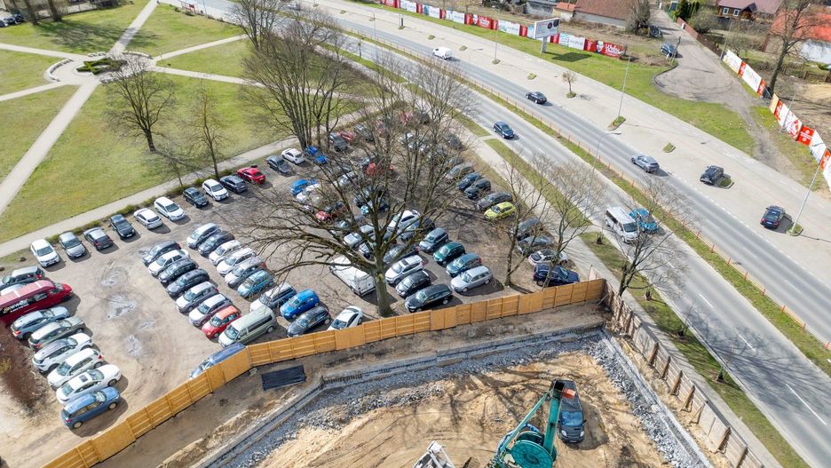 Prokuratura Regionalna w Białymstoku zainteresowała się przycięciem dębu rosnącego w rejonie ulic Młynowej i Wyszyńskiego oraz pozwoleniem na budowany tu blok