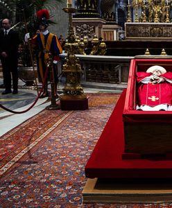 Polak wskazany. Będzie przy zamknięciu trumny papieża