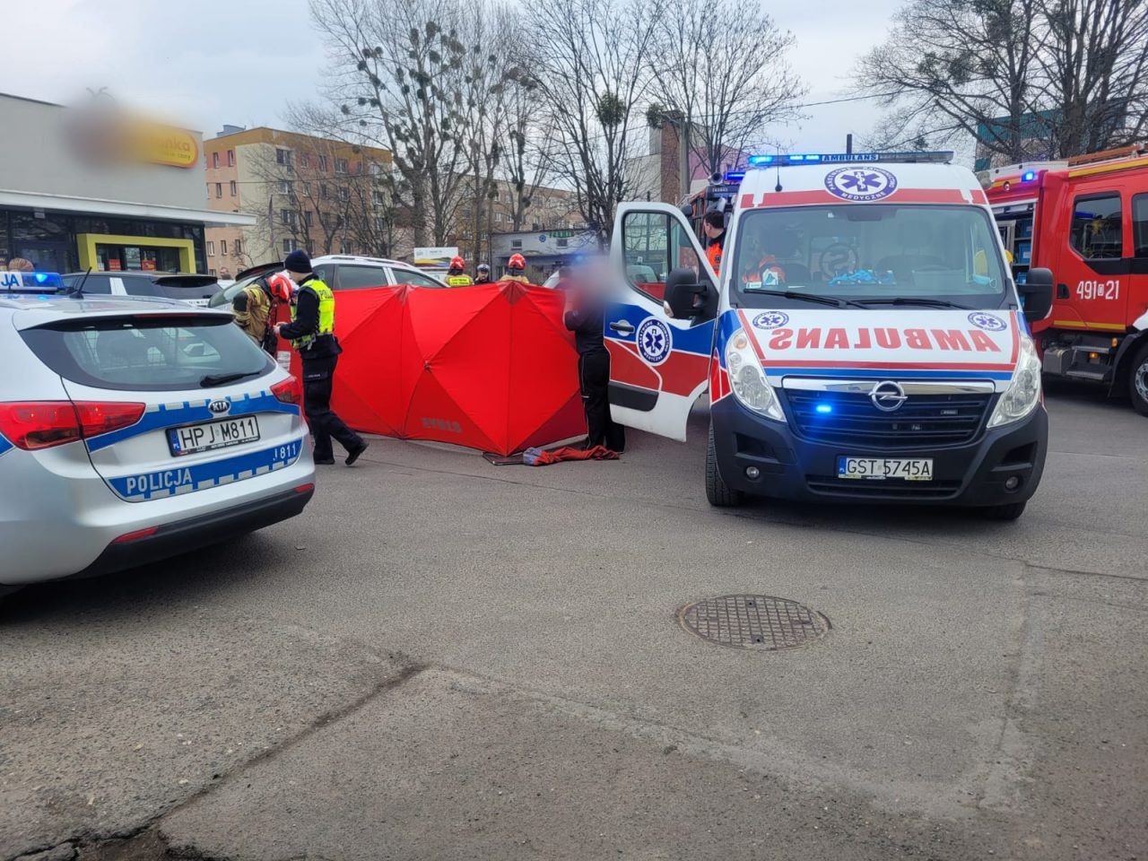 Tragedia w Strzelcach Opolskich. Przejechała po leżącej pieszej