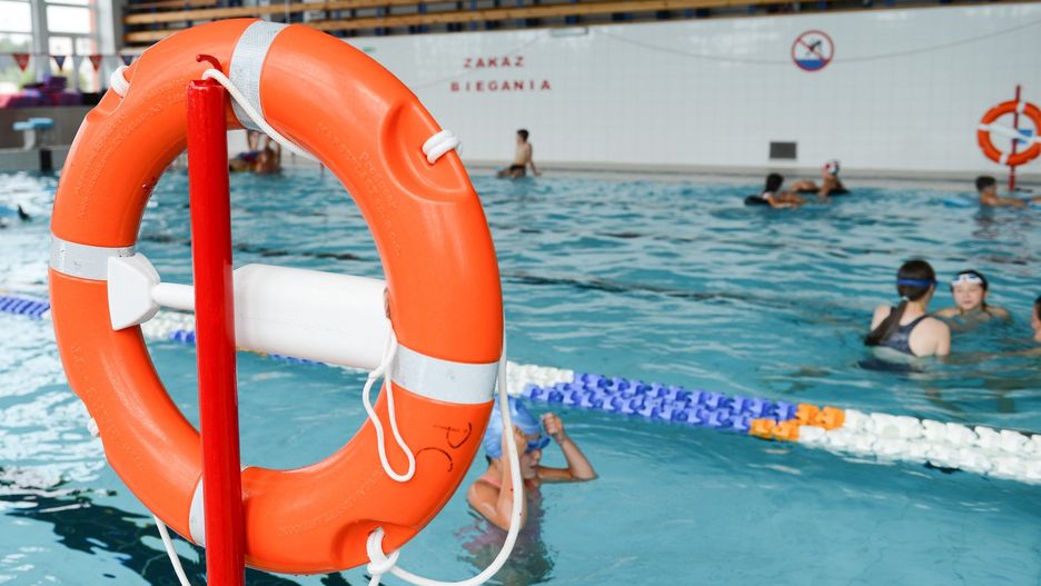 Koronawirus na Mazowszu. Potwierdzone przypadki wśród pracowników basenów