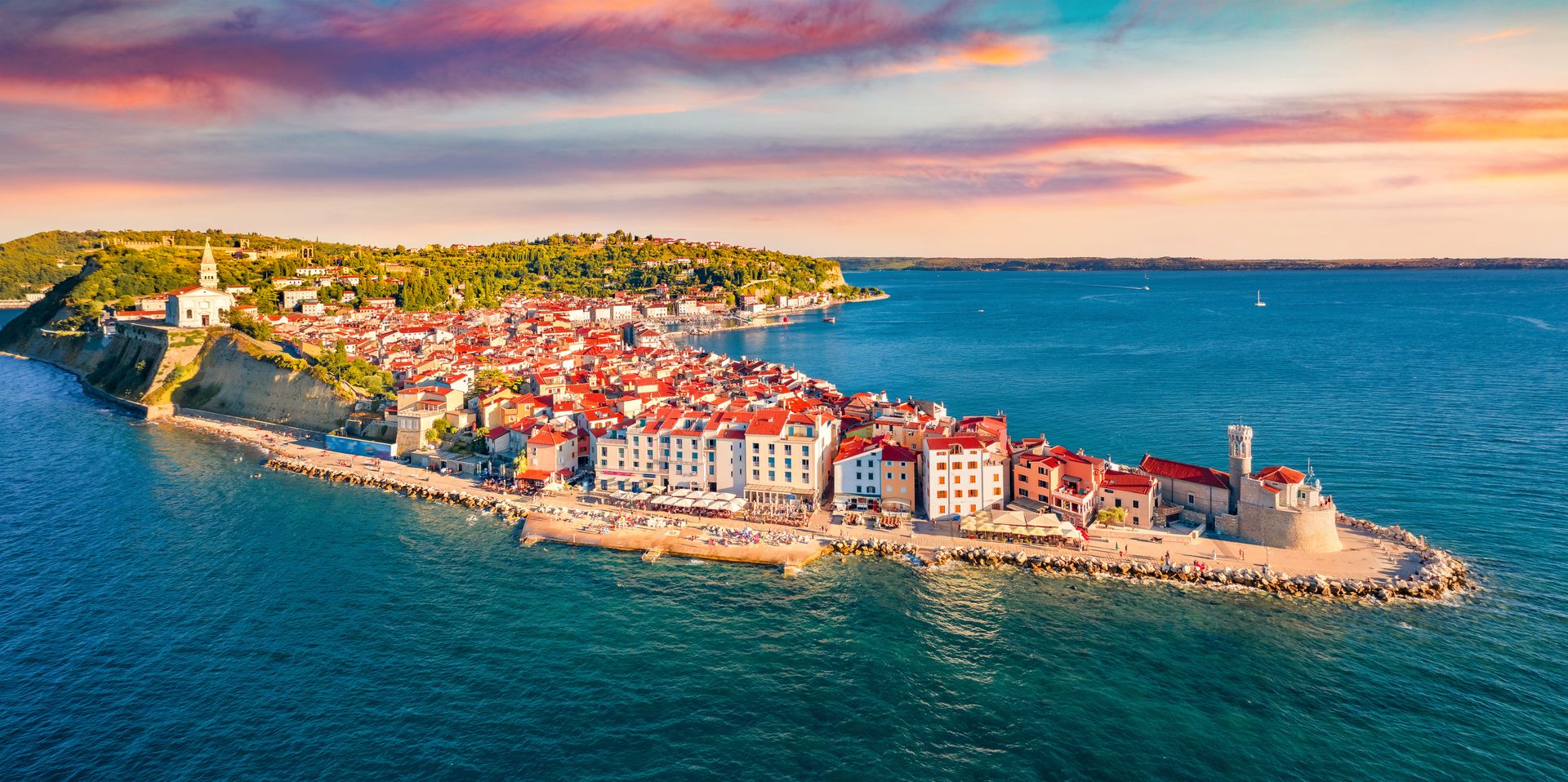 Piran zachwyca położeniem