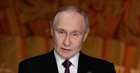 Rafineria ropy i zakład przetwórstwa gazu zaatakowane przez Ukrainę