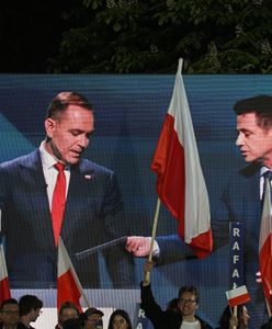 Słynna koperta dla Nawrockiego. Wiemy, co było w środku