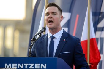 Burza o Rzepeckiego w partii Mentzena. Chcą jego odejścia