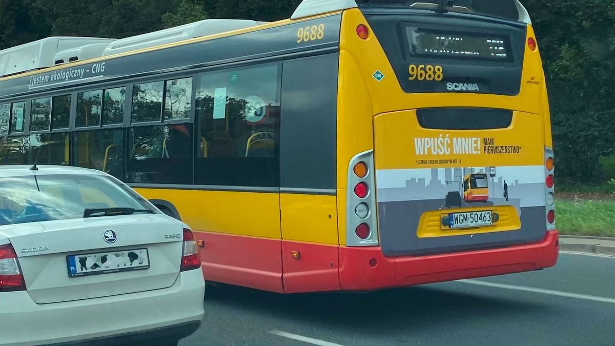 Wystarczyłby napis tylko do pierwszego wykrzyknika. Dalej już wprowadza w błąd