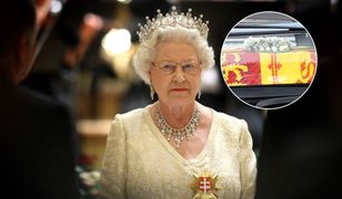 Na trumnie królowej Elżbiety II położono jeden wieniec. Znaczenie kwiatów jest symboliczne