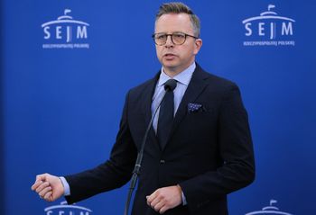 Koniec Inicjatywy Polskiej. Przekazali majątek fundacji