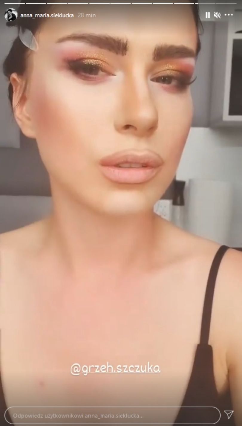 Anna-Maria Sieklucka relacjonuje metamorfozę w sieci
